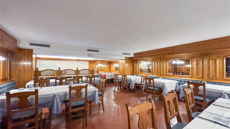 Locale commerciale a Pejo Fonti, a due passi dalle piste da sci